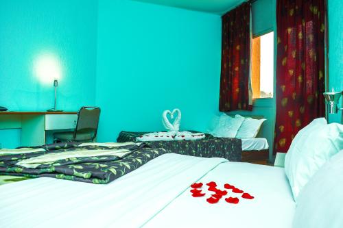 double-bed-room